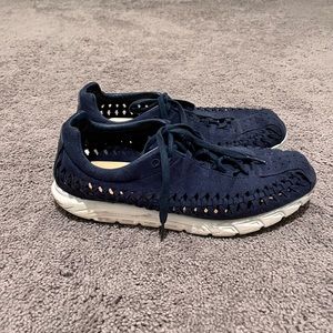 Nike Mayfly Woven